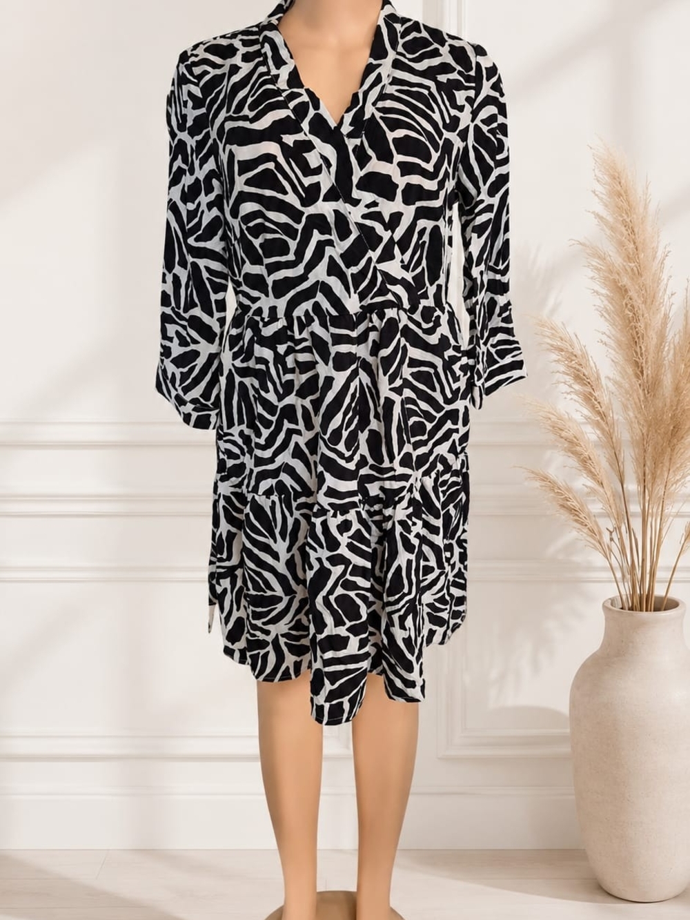Rachel Zoe Black and White Abstract Print Dress